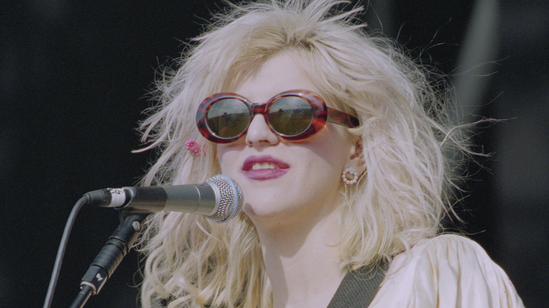 Courtney Love onstage sunglasses