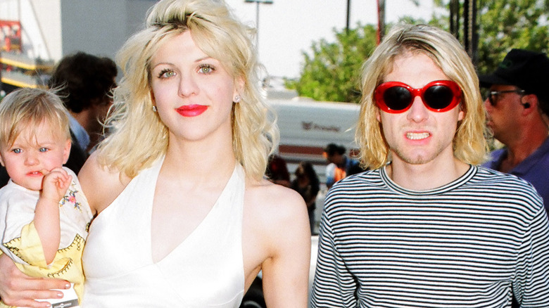 Kurt Cobain and Courtney Love on red carpet