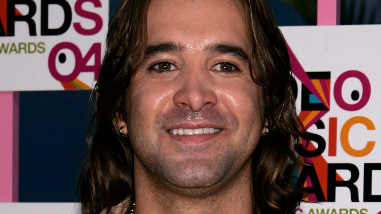 Scott Stapp at MTV VMAs 04