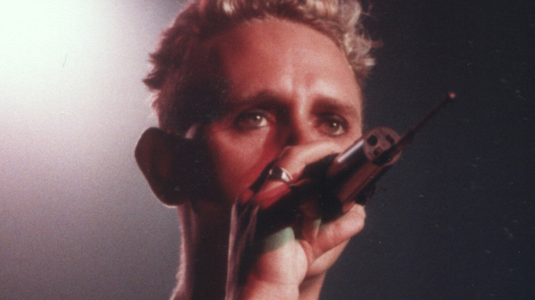 Martin Gore Depeche Mode singing in 1988