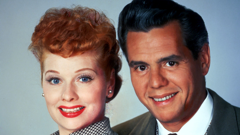 lucille ball and desi arnaz smiling 