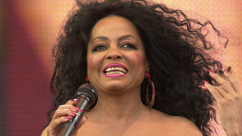 Diana Ross in 2002