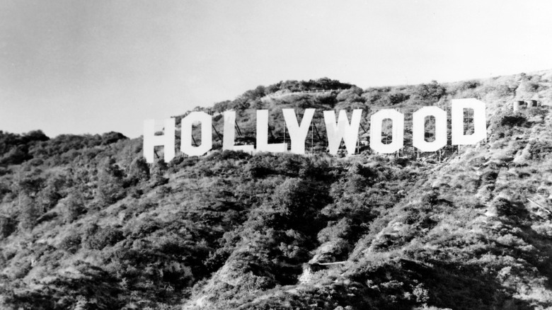 hollywood sign