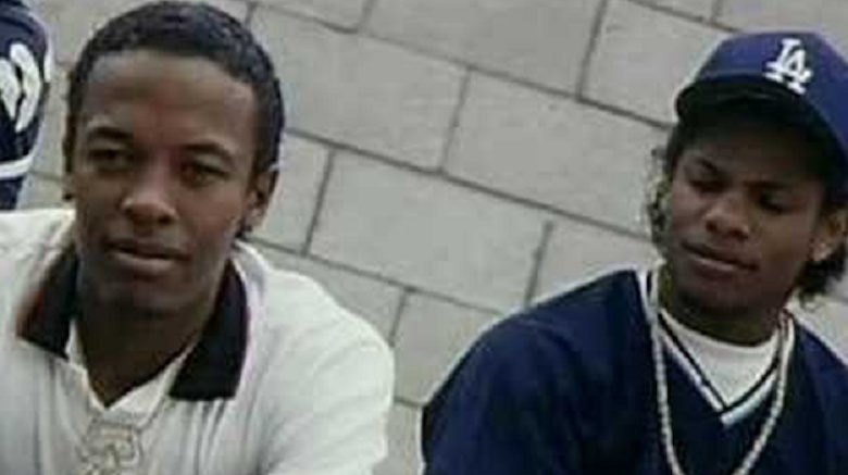 Dr. Dre and Eazy E sitting together