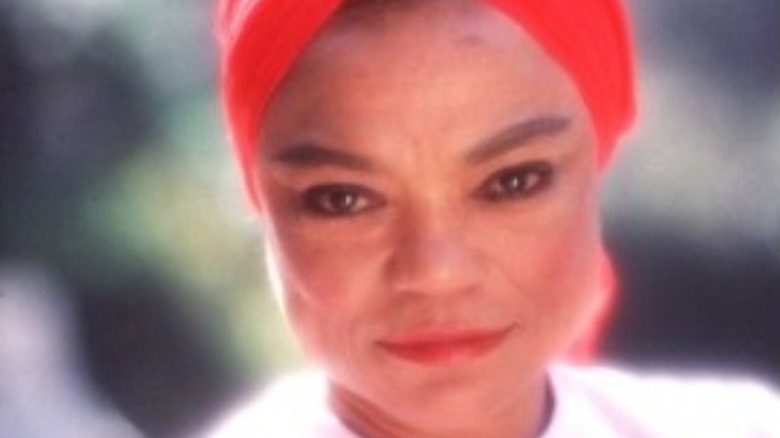 Eartha Kitt posing in her Bel-Air home 1984