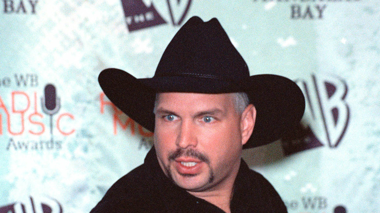 Garth Brooks close-up