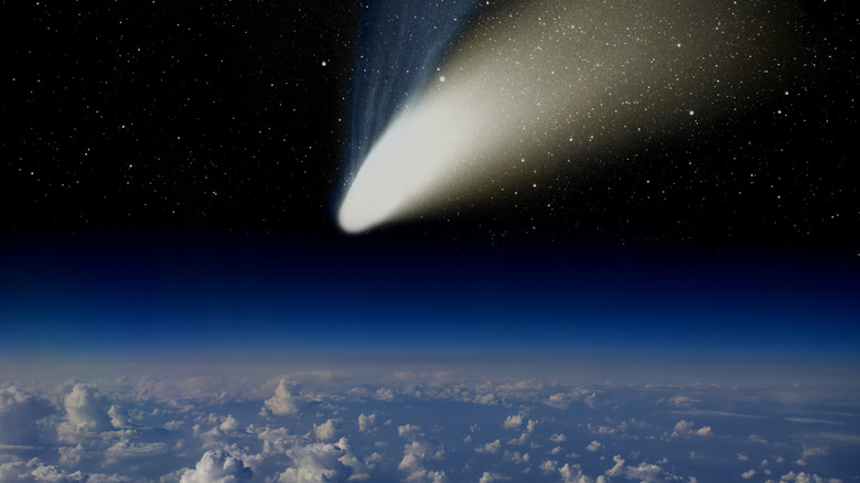 Hale-Bopp comet approaches Earth