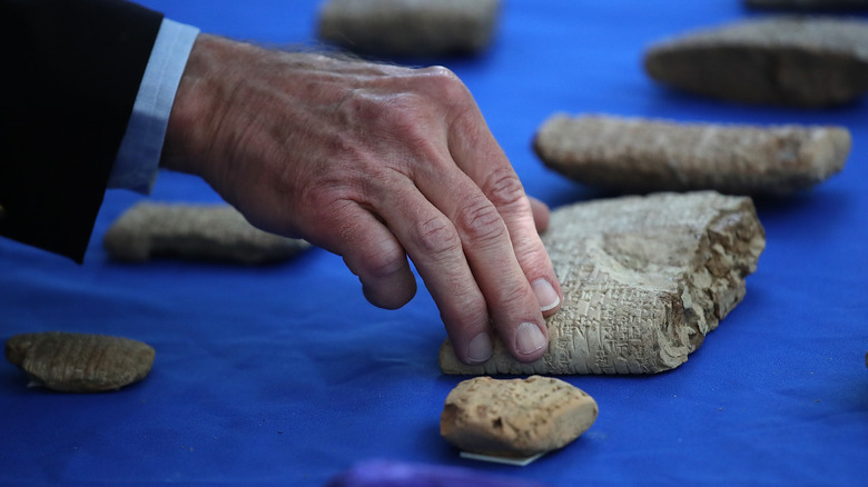 Artifacts smuggled to Hobby Lobby 