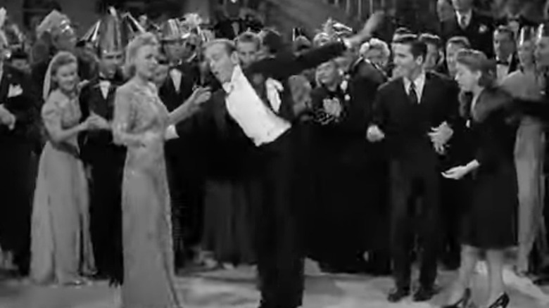 Fred Astaire and Marjorie Reynolds perform the drunk dance