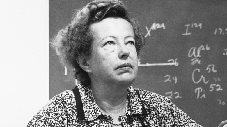 maria goeppert mayer with blackboard