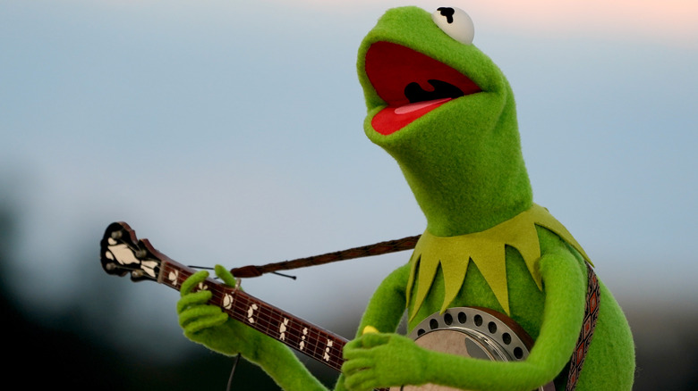 Kermit The Frog playing banjo