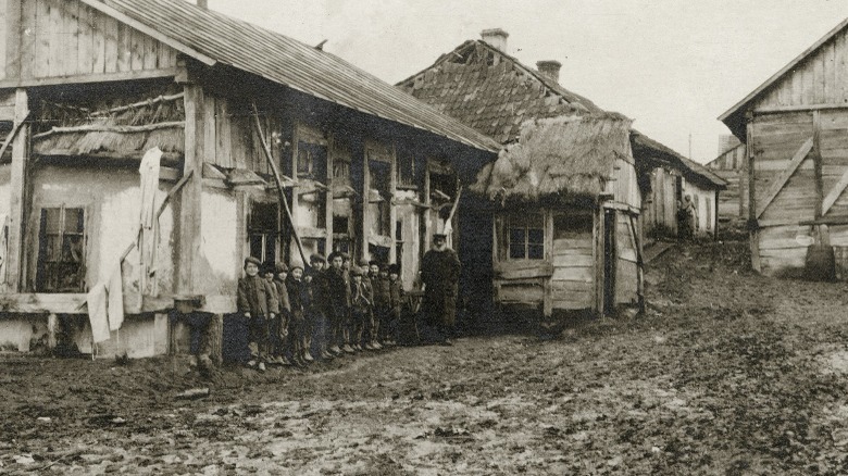 Russian Shtetl 1916