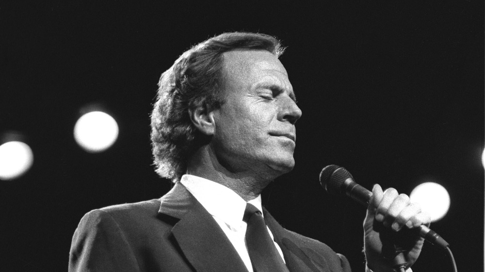 Julio Iglesias with eyes closed