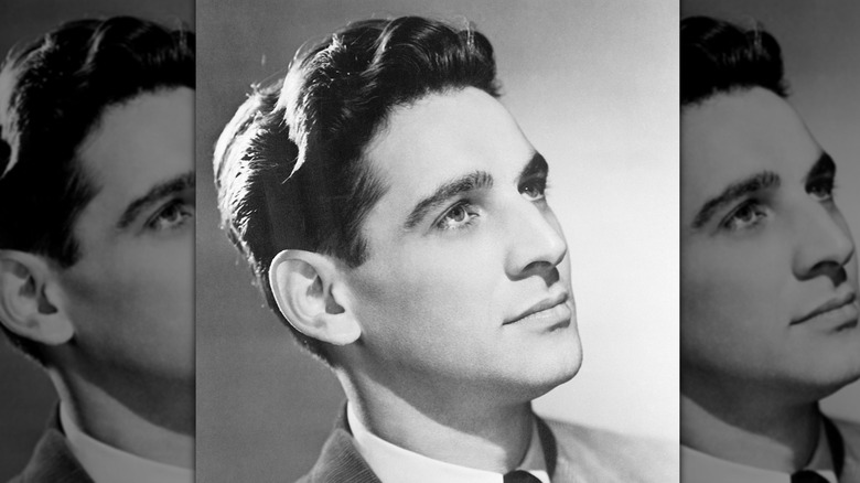 Young Leonard Bernstein portrait looking up