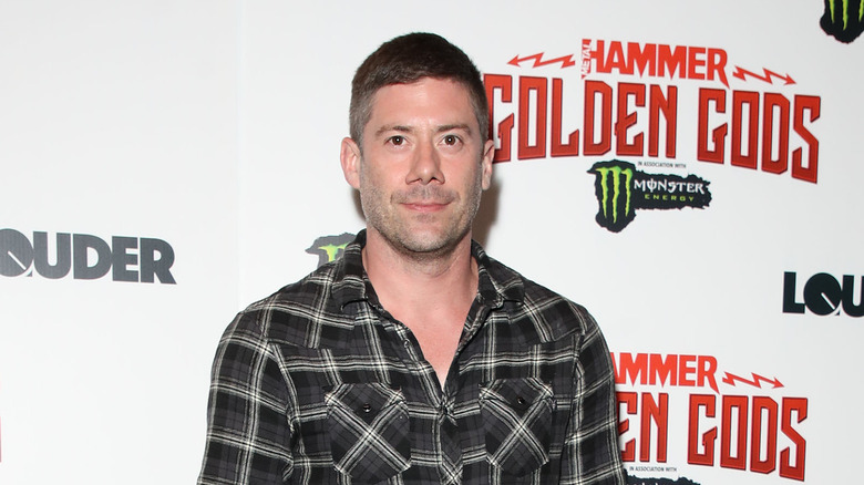 Wes Borland smirking at event