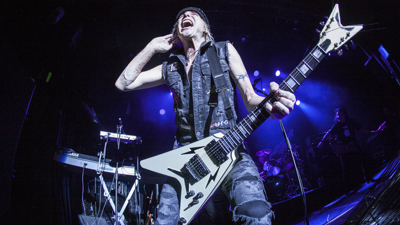 Michael Schenker playing guitar