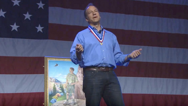 mike rowe painting medal giving speech