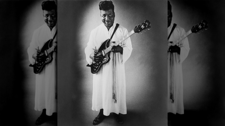 An "Electric Mud" era Muddy Waters