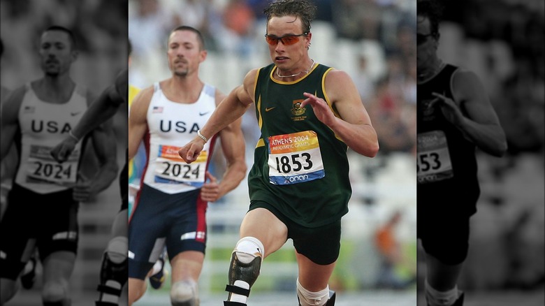 Oscar Pistorius running 2004 Paralympics