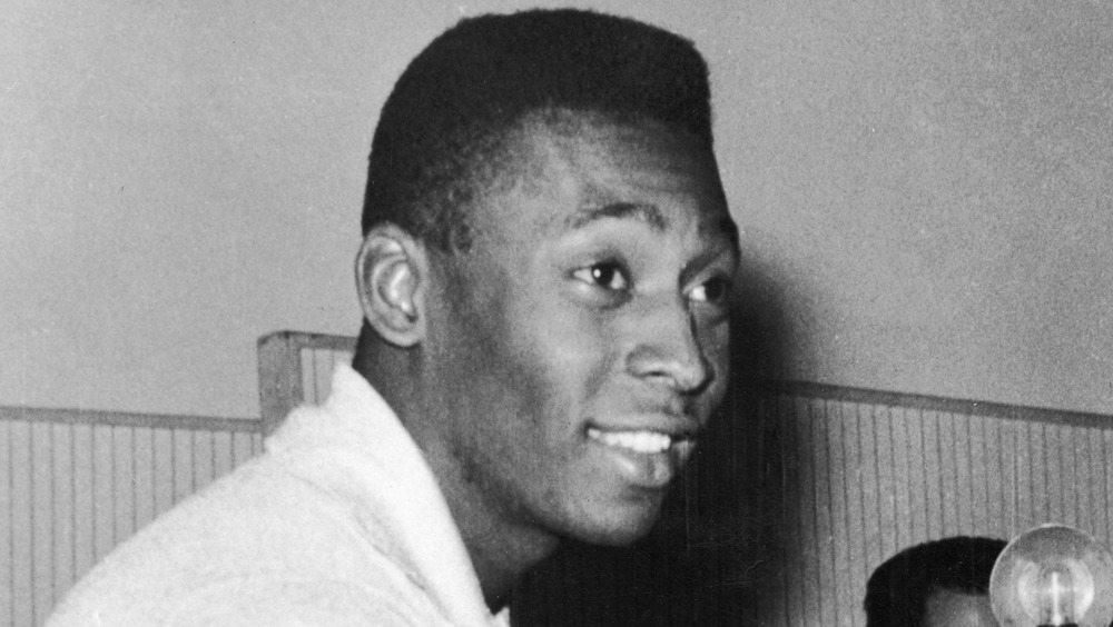 Pelé smiling