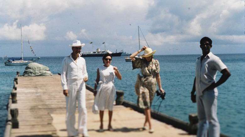 Margaret and the Tennants wait on the jetty