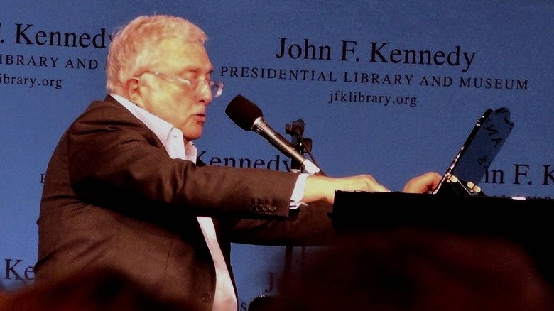 Randy Newman on stage, 2014