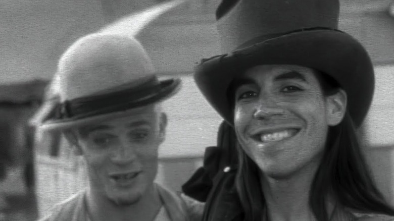 Flea and Anthony Kiedis in the "Soul to Squeeze" video