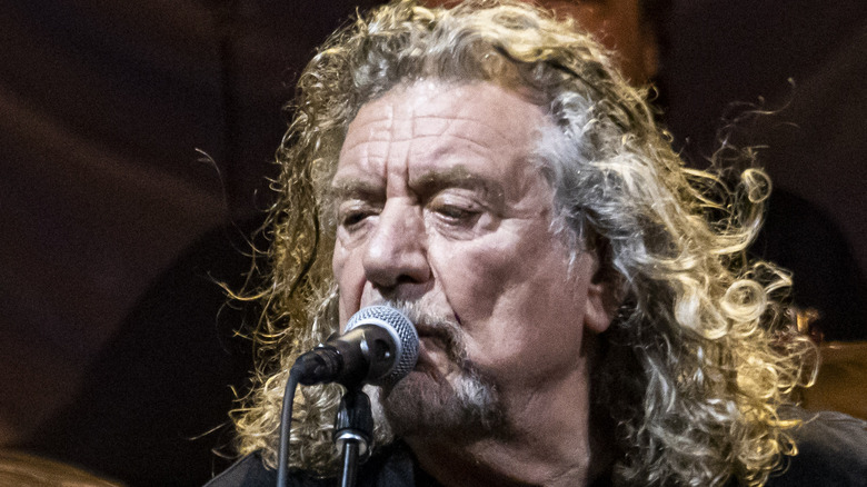 Robert Plant singing