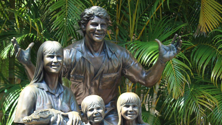 A statue commemorating Steve Irwin