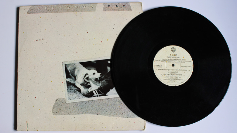 album cover and vinyl disk of album "Tusk"