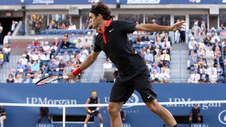 Roger Federer plays against Juan Martin del Potro