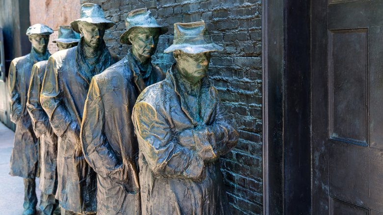 FDR memorial, bread line, statue