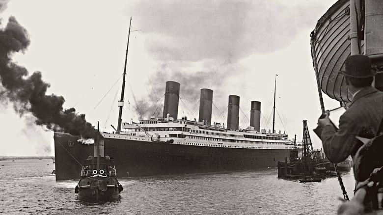 Titanic departs Southhampton