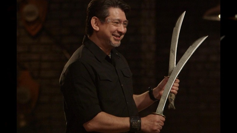 doug marcaida with two swords