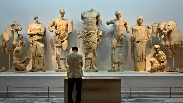 statuary temple of zeus olympia