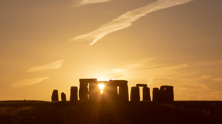 sunrise at Stonehenge during the summer solstice