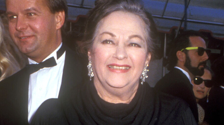 Yvonne De Carlo Warner event 1990