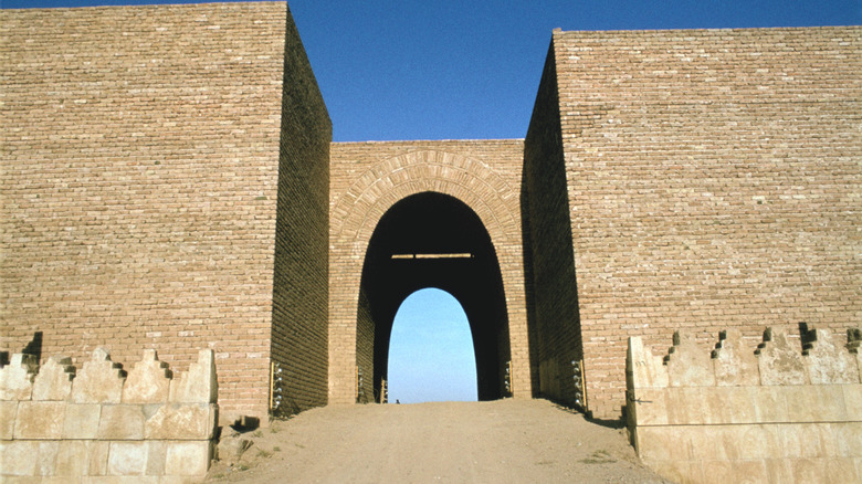 nineveh gates reconstruction