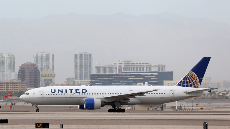 A United Airlines plane