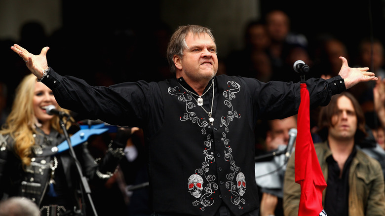 Meat Loaf gesturing at the AFL Grand Final in 2011