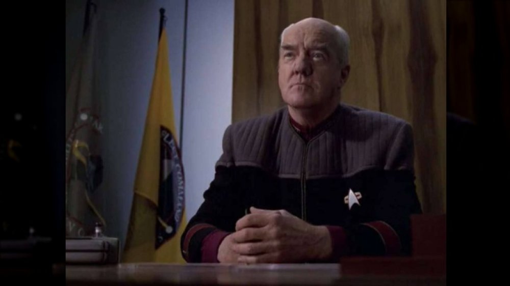 Screenshot from "Pathfinder", Star Trek: Voyager