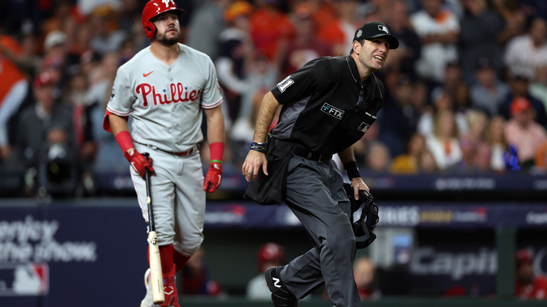 Pat Hoberg umpiring a baseball game