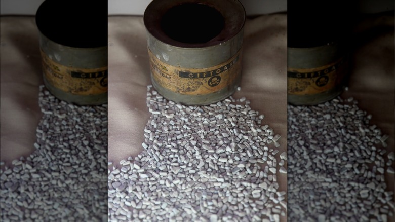 zyklon b container and pellets