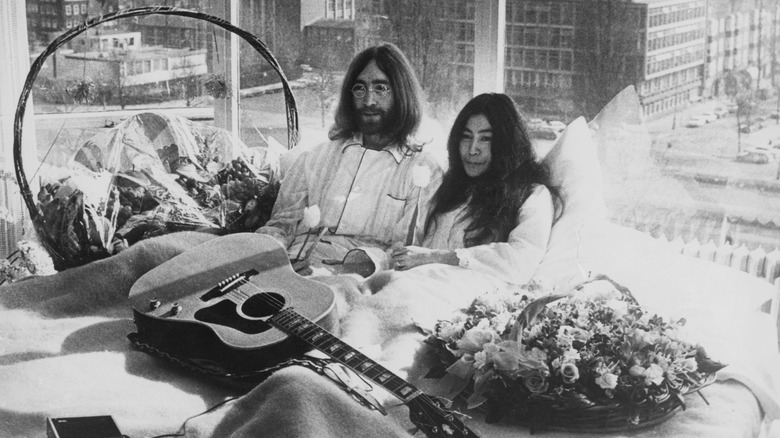 Lennon and Ono in bed 