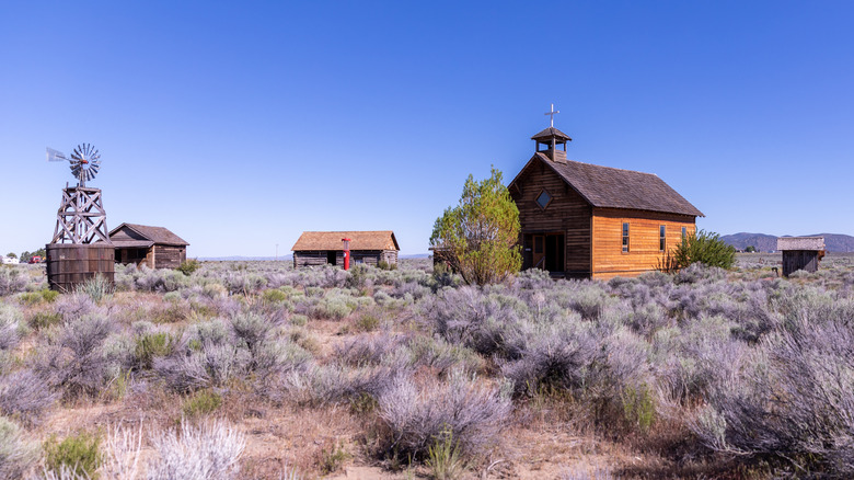 Fort Rock Homestead Museum