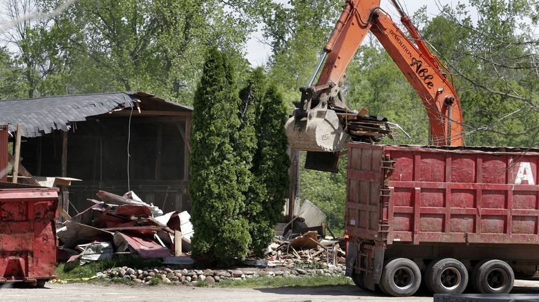 Things About Jimmy Hoffa's Disappearance That Don't Make Sense