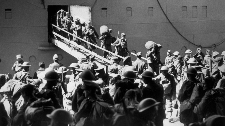 British soldiers disembark