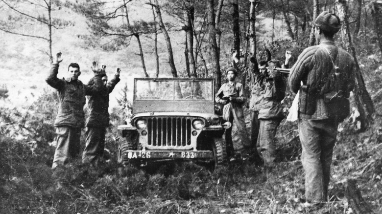 Chinese troops capturing American soldiers