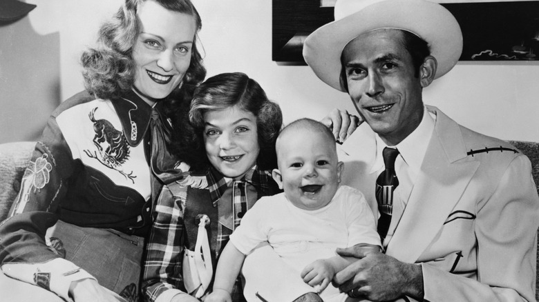 Hank Williams Sr with his wife and kids