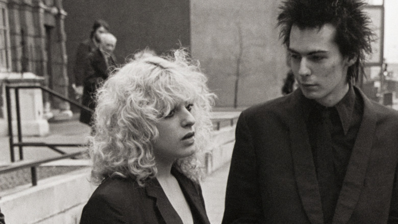 Nancy Spungen and her boyfriend Sid Vicious on the street